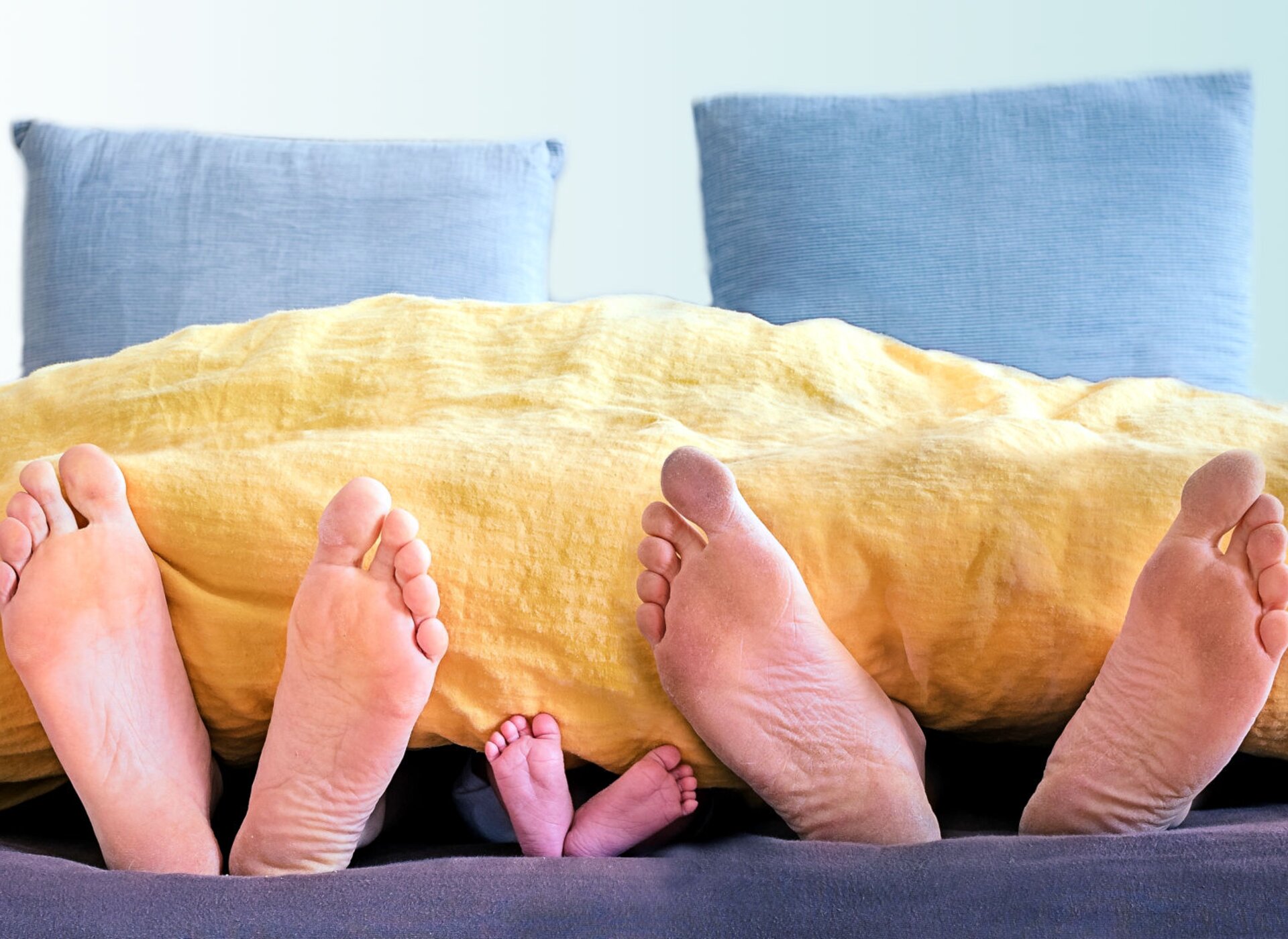 Voeten in bed - podotherapie helpt bij voetklachten in Enschede